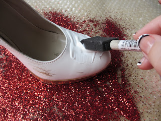 DYI Glitter Shoes