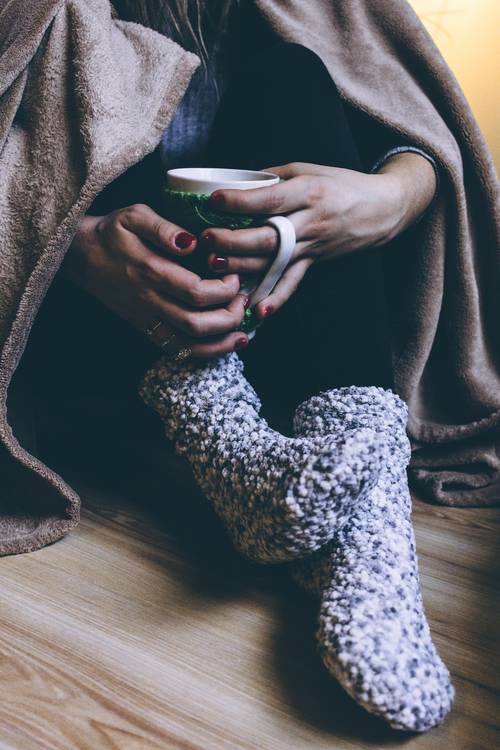 snuggly blue and white popcorn socks